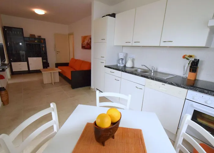 Ravlic Vanja By Interhome * Пунат